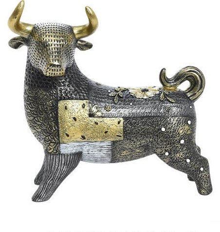 Gilt Sprig Bull