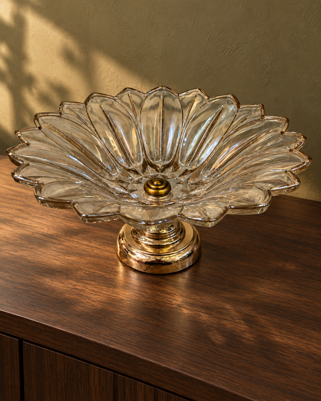 Petal fluted glass decorative bowl on a gold-tone metal pedestal