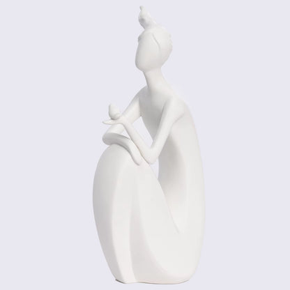 Lady Figurine Modern Porcelain 12x8.3x26.5cm BD81F204260