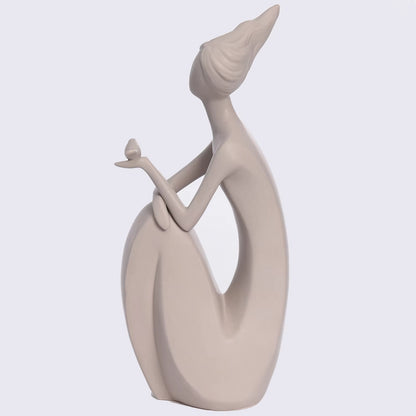 Lady Figurine Modern Porcelain 12x8.3x26.5cm BD81F204260