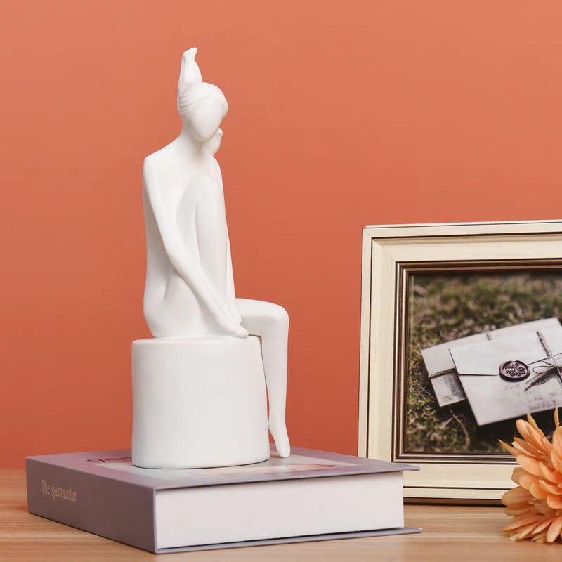 Lady Figurine Modern Porcelain 9.3x8.7x25.5cm BD81F204259
