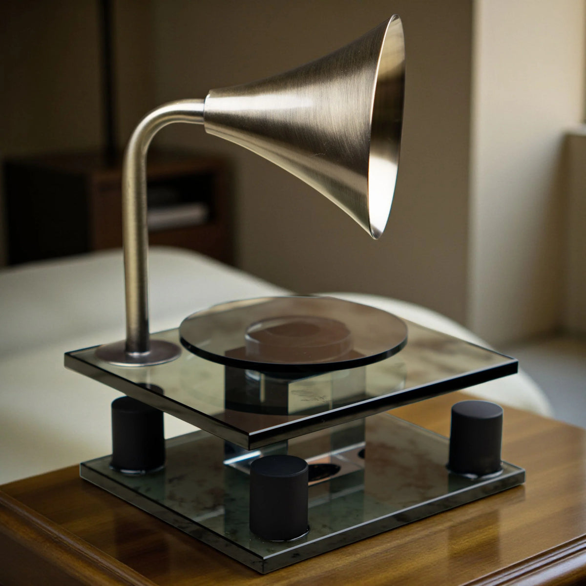 Retro Echo Figurine Vintage Modern Black and Gold